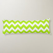 Coussins Longs Chevron vert citron avec nom personnalisé noir (Dos)