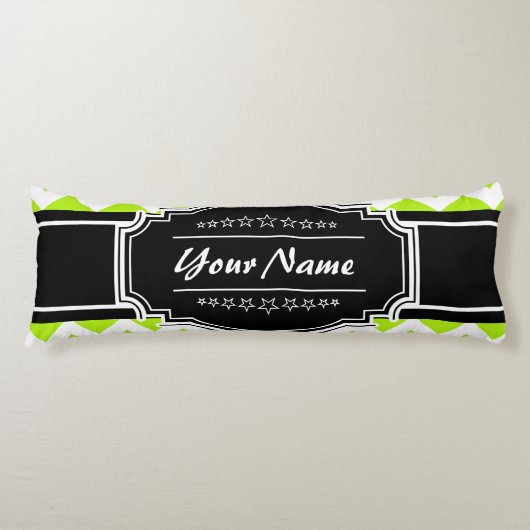 Coussins Longs Chevron vert citron avec nom personnalisé noir (Devant)