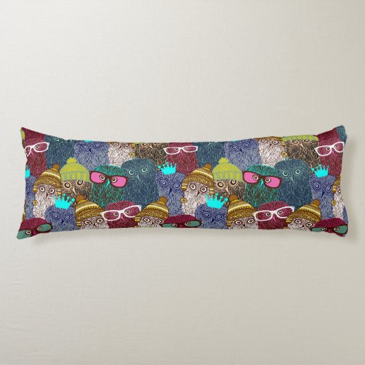 Coussins Longs Chouette dans la couronne (Devant)