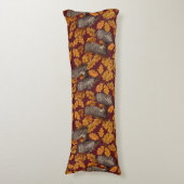 Coussins Longs Chouettes d'automne sur rouge foncé (Devant (Vertical))