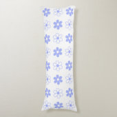 Coussins Longs Ciel Bleu & Fleurs Blanches sur Blanc (Devant (Vertical))