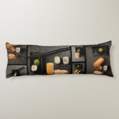 Coussins Longs Collection de sushi sur l'arrière - plan noir (Dos)
