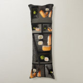 Coussins Longs Collection de sushi sur l'arrière - plan noir (Devant (Vertical))