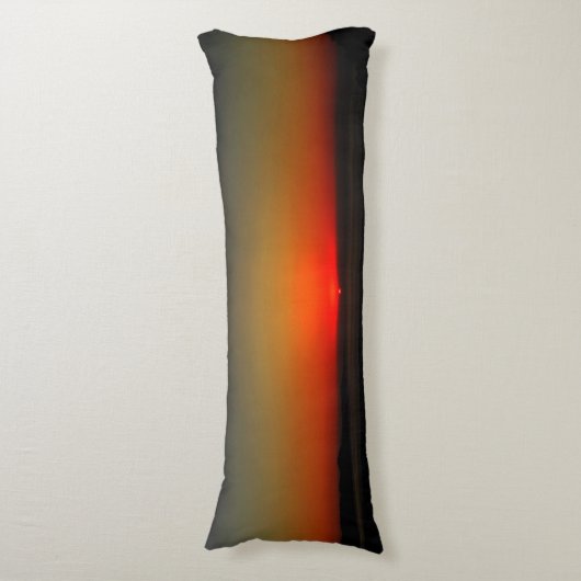 Coussins Longs Coucher de soleil dans l'eau (Devant (Vertical))