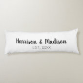 Coussins Longs Couple de script personnalisé noms mariage (Dos)