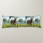 Coussins Longs Cow & Bassoon Pasture Body Pillow – Whimsical Farm (Dos)