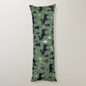 Coussins Longs Cozy Moose et forêt de pins vert (Dos (Vertical))