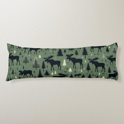 Coussins Longs Cozy Moose et forêt de pins vert (Devant)