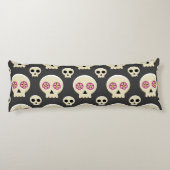 Coussins Longs Creepy Cute Kawaii Goth Skull with Flowers (Dos)