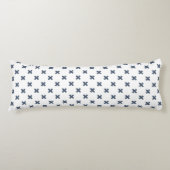 Coussins Longs Crochets bleu-gris sur blanc (Devant)