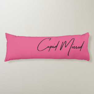 Coussins Longs Cupid Manqué–Cadeau Anti-Saint-Valentin Sarcastiqu