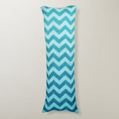 Coussins Longs Denim Chevron par Shirley Taylor (Devant (Vertical))