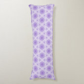 Coussins Longs Des flocons de neige sur un Noël pourpre et violet (Devant (Vertical))