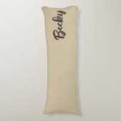 Coussins Longs Deux tons de beige moderne avec nom personnalisé (Devant (Vertical))