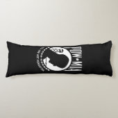 Coussins Longs Drapeau POW MIA : Soldats disparus de la guerre du (Devant)