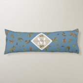 Coussins Longs Dusty Blue Rustic Feuilles Brown Monogramme (Devant)