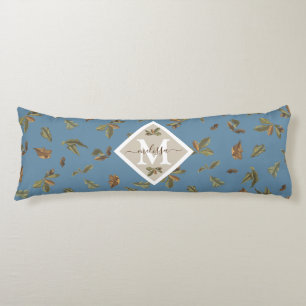 Coussins Longs Dusty Blue Rustic Feuilles Brown Monogramme