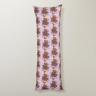 Coussins Longs Effrayant mais Mignon