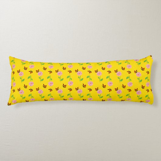 Coussins Longs fleurs aux papillons sur un arrière - plan jaune (Devant)