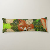 COUSSINS LONGS FOX ROUGE PARMI LES FEUILLES VERTS ET LE FOLIAGE (Dos)