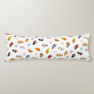 Coussins Longs Gathering of Clownfish | Ocean Art Design