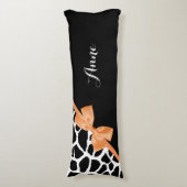 Coussins Longs Girly Giraffe Imprimer Bow en ruban orange avec no (Devant (Vertical))