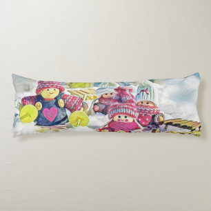 Coussins Longs Gnomes dans la neige aquarelle peinture vintage