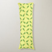 Coussins Longs Gossamer Ailes Sur Jaune (Devant (Vertical))