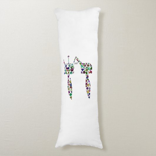 Coussins Longs Hebrew Letter 'CHET' made with Diamonds and Gems (Devant (Vertical))