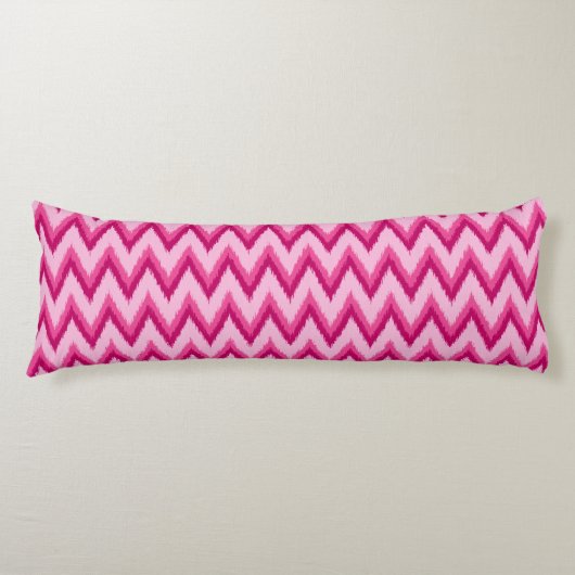 Coussins Longs Ikat Chevron Stripes - Fuchsia et rose pâle (Devant)