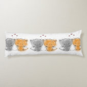 Coussins Longs Illustration de chatons mignons orange et gris (Dos)