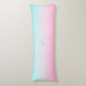 Coussins Longs Initiales 2 superposées Modernes | Turquoise Rose (Devant (Vertical))