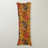 Coussins Longs Lapin d'automne en rouge (Devant (Vertical))
