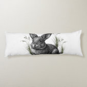 Coussins Longs Lapin gris mignon parmi l'herbe (Dos)