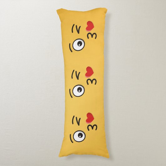 Coussins Longs Le visage Jetant un baiser (Devant (Vertical))