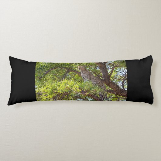 Coussins Longs Leopard sur un arbre (Devant)