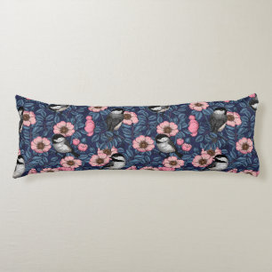 Coussins Longs Les poulets dans le rose sauvage en rose et bleu