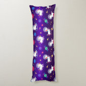 Coussins Longs Licornes Arc-En-Ciel Dans L'Espace Ombre Violette (Dos (Vertical))