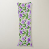Coussins Longs Lilias violets vibrants avec feuilles vertes (Devant (Vertical))