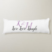 Coussins Longs Live Love Laugh with Couple's Initials (Devant)