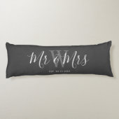 Coussins Longs M. et Mme Gray White Script Monogramme personnalis (Dos)