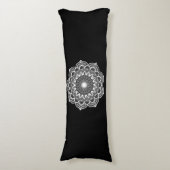 Coussins Longs Mandala blanc sur fond noir (Devant (Vertical))