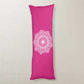 Coussins Longs Mandala blanc sur fond rose (Dos (Vertical))