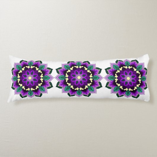 Coussins Longs Mandala Motif 02 en violet (Devant)