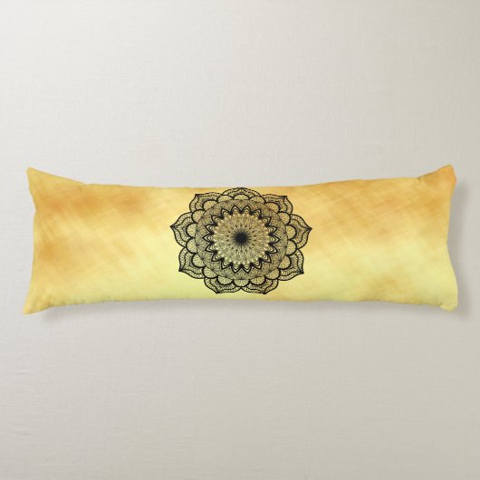 Coussins Longs Mandala noir sur fond or doux (Devant)