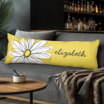 Coussins Longs Marguerite lunaire jaune et blanc avec texte perso<br><div class="desc">Un morceau d'art zen et fantaisiste,  hipster. Vous pouvez ajouter un nom,  un monogramme ou un autre texte personnalisé. Si vous avez besoin de déplacer l'art autour,  cliquez sur le bouton personnaliser pour apporter des modifications.</div>