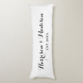 Coussins Longs Mariage de date de nom de couple de script personn (Devant (Vertical))