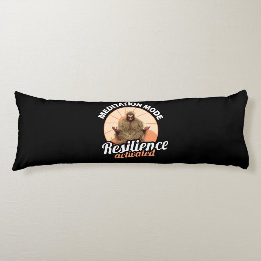 Coussins Longs Mode de méditation : Résilience activée Bigfoot (Devant)