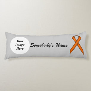 Coussins Longs Modèle Orange Standard Ribbon par Kenneth Yoncich