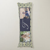 Coussins Longs Monogramme 2 Photos Personnalisées Cyanus Fleurs (Devant (Vertical))